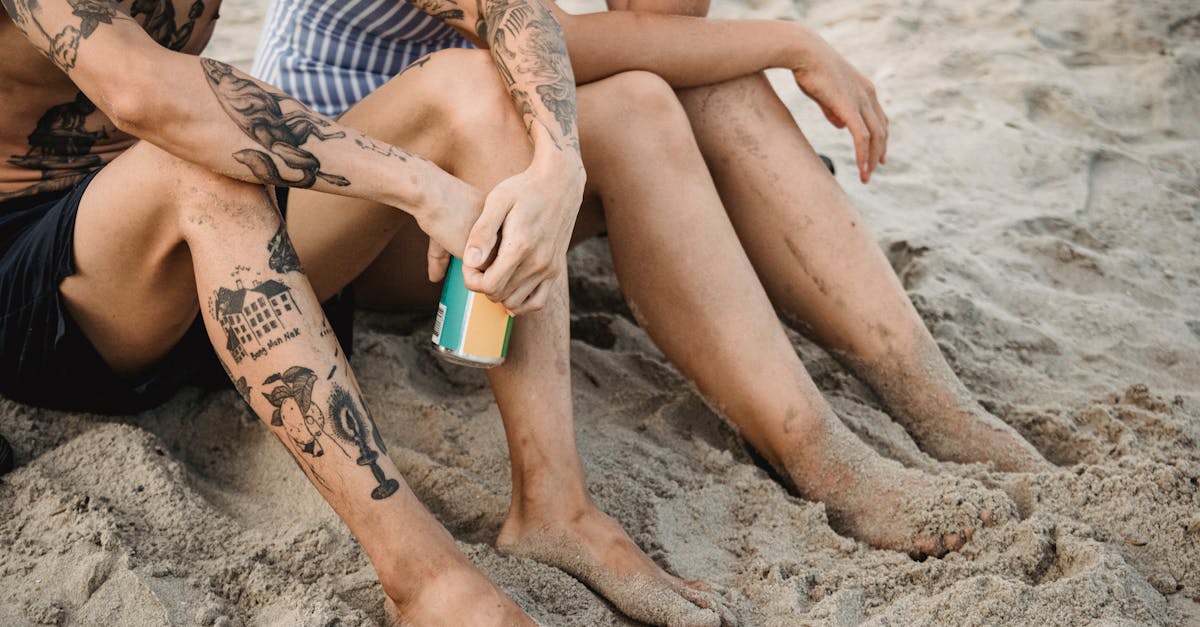 découvrez l'art du tatouage avec notre guide complet sur les styles, les techniques et les soins post-tatouage. que vous soyez novice ou passionné, plongez dans l'univers fascinant des tatouages qui racontent votre histoire personnelle.