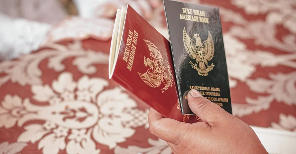 découvrez notre collection élégante de robes de mariée pour un jour inoubliable. styles variés, tissus de qualité et design raffinés pour sublimer votre cérémonie.