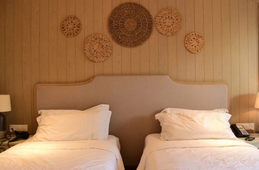 découvrez notre sélection d'hébergements confortables et adaptés à tous vos besoins pour un séjour inoubliable.