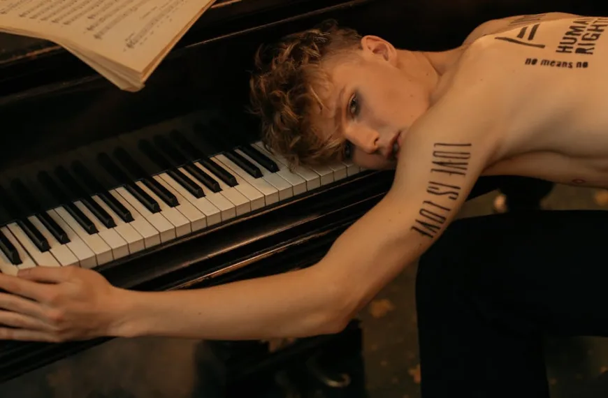 découvrez la signification profonde de l'amour, ses différentes formes et comment il influence nos vies au quotidien.