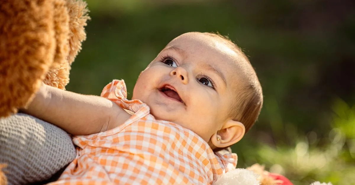 découvrez tout sur l'univers du bébé : conseils soins, alimentation, développement et bien-être pour accompagner votre enfant dès ses premiers jours.