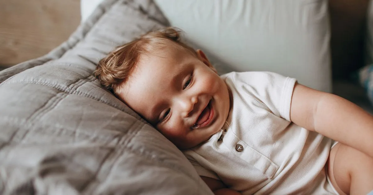 découvrez tout sur le monde des bébés : conseils, soins, produits essentiels et bien-être pour accompagner votre tout-petit au quotidien.