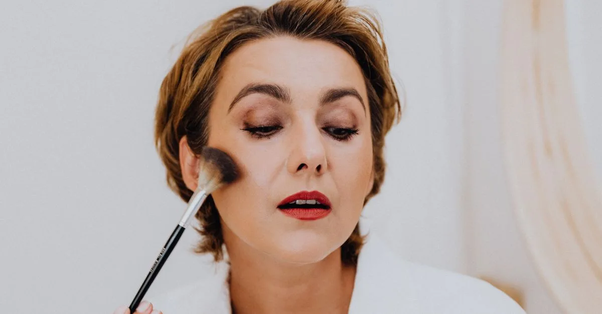 découvrez des conseils incontournables pour sublimer votre style et révéler toute votre beauté au quotidien.